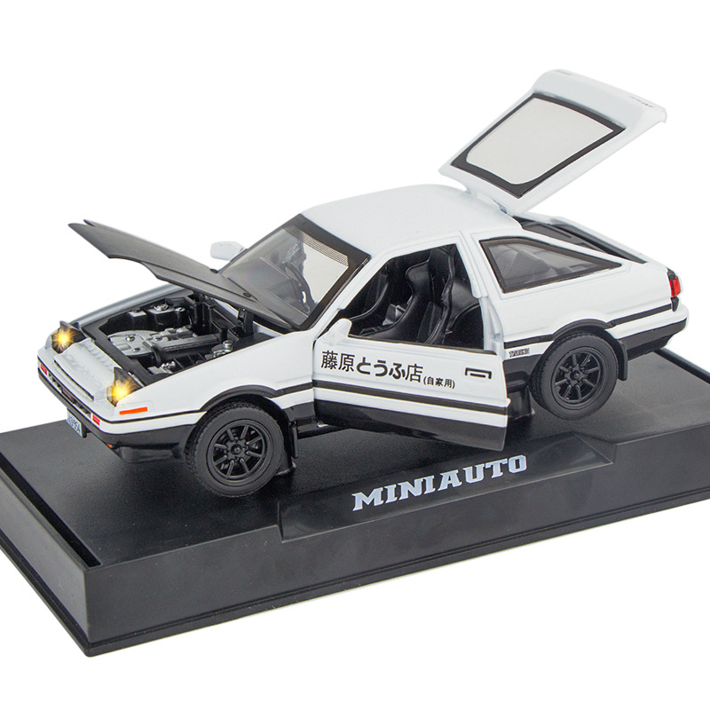 1:32 INITIAL D AE86 Automodel  - Model Kit Initial D recensie en prijs