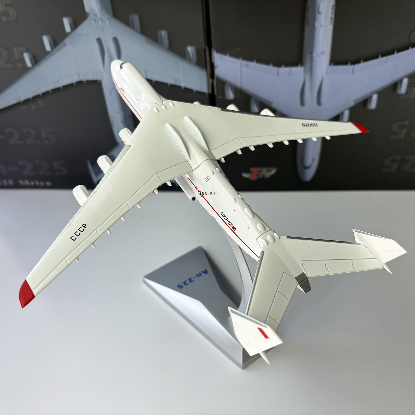 1/400 Schaal AN225 Zwaar Trans - Model Kit Ukraine recensie en prijs